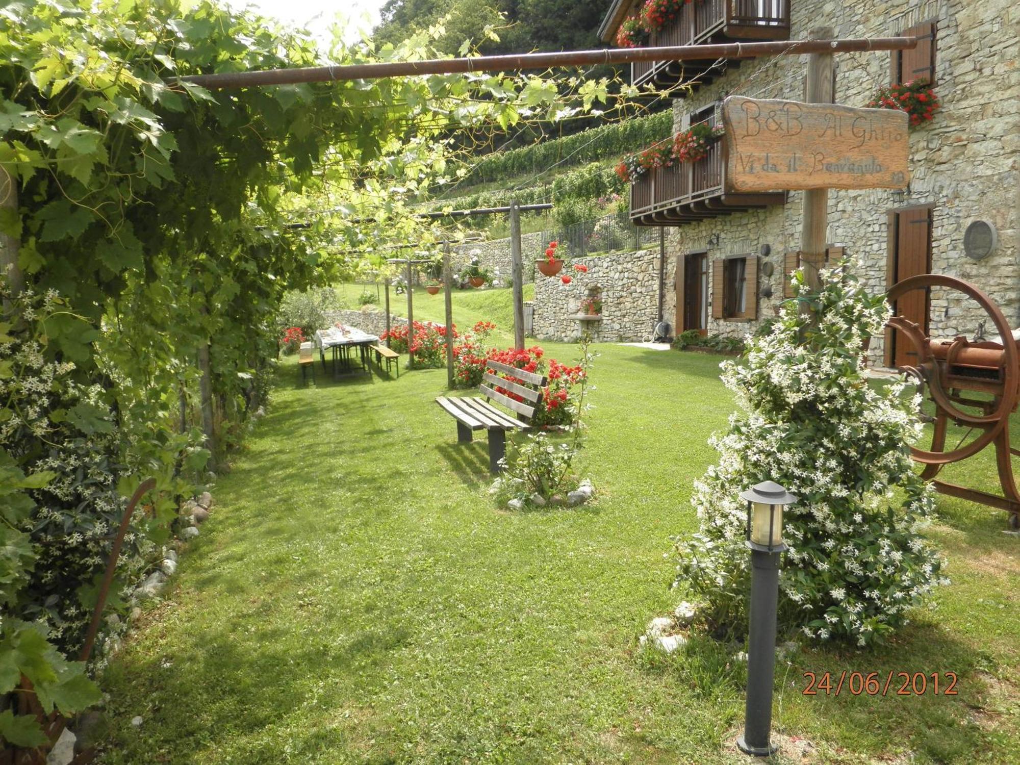 B&B Al Ghiro Villa Lagarina Екстериор снимка